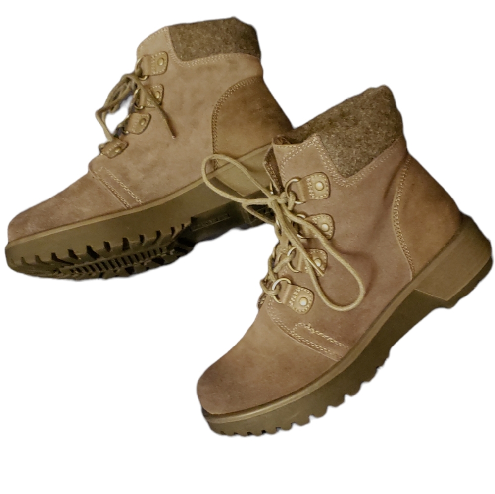 White Mountain Work Style Ankle Boot
